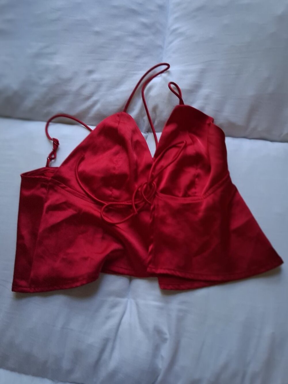Superdown Women's Red Satin Tie Front Cami Crop Top SZ XS